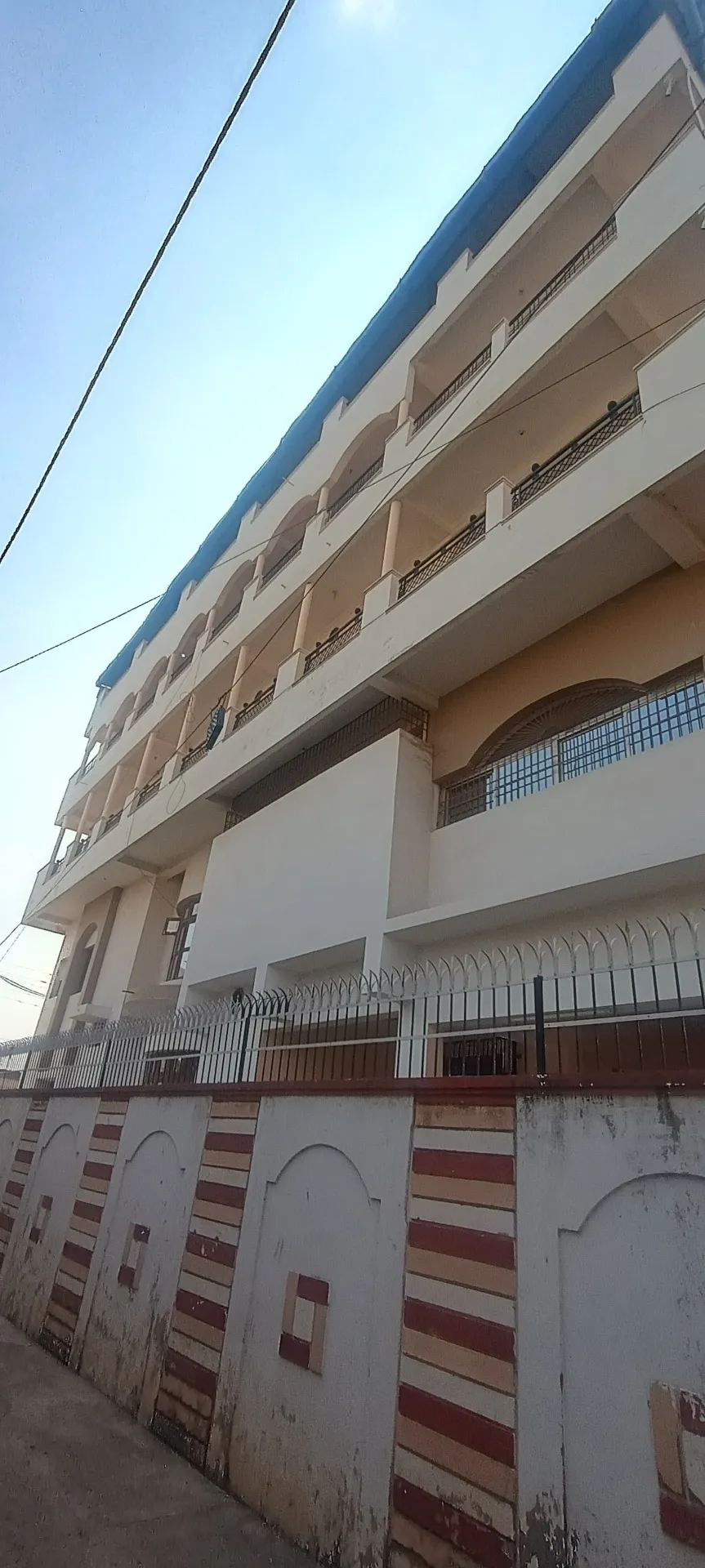 Photo of 4 Storried Bunglow for Rental purpose 5100 sqft plot Area 13000 sqft Built - Up Area 15. - 16 Rooms 5.- 6 Halls 4.kichens 22.Nos.Lat Bath 16000 litres water tank Niche 8000 litres Top floor me 3 face line 2 Nos. 2 Nos Nager Nigam Nal connection Corner  Pl